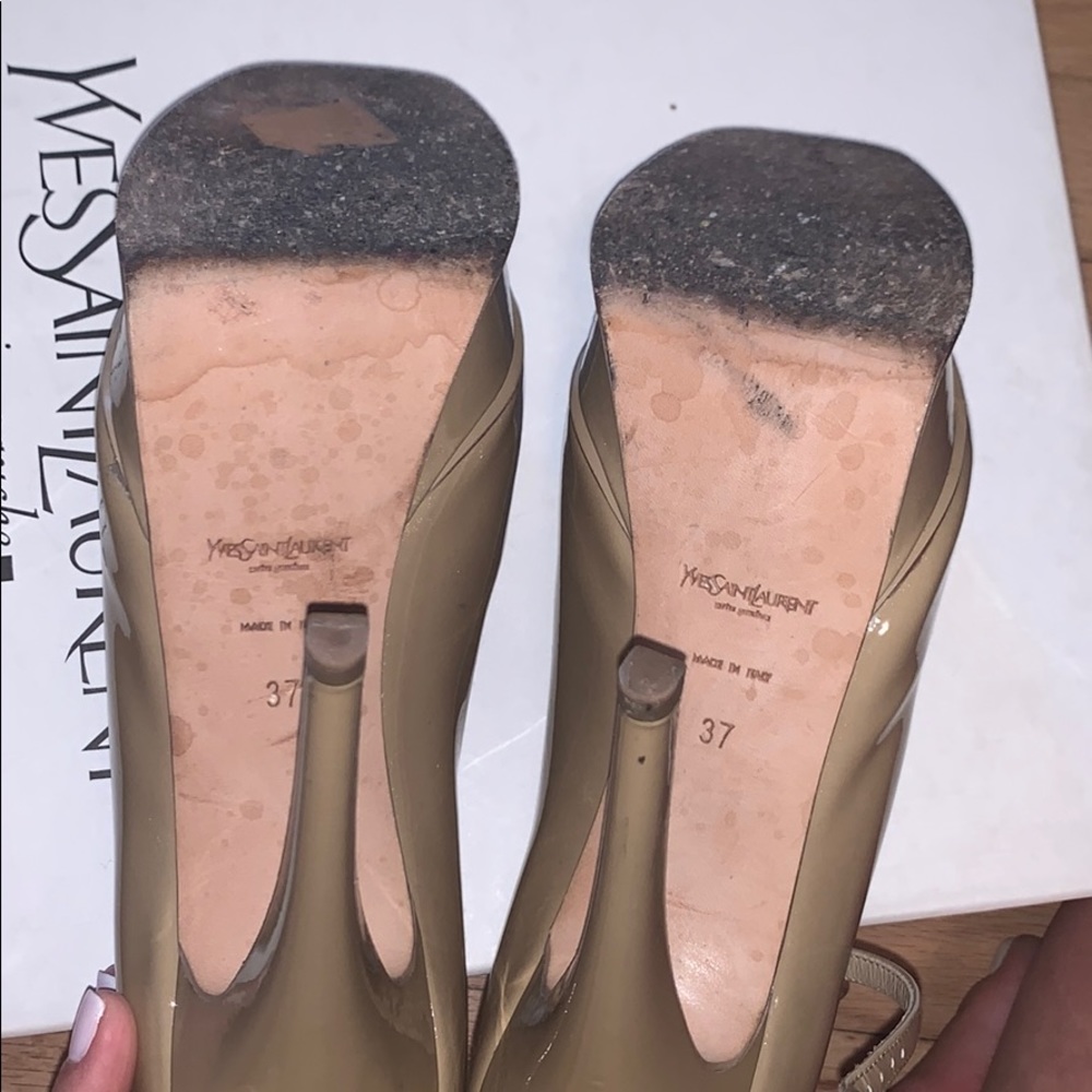 Authentic Yves Saint Laurent Tribute Pumps - Picture 6 of 8